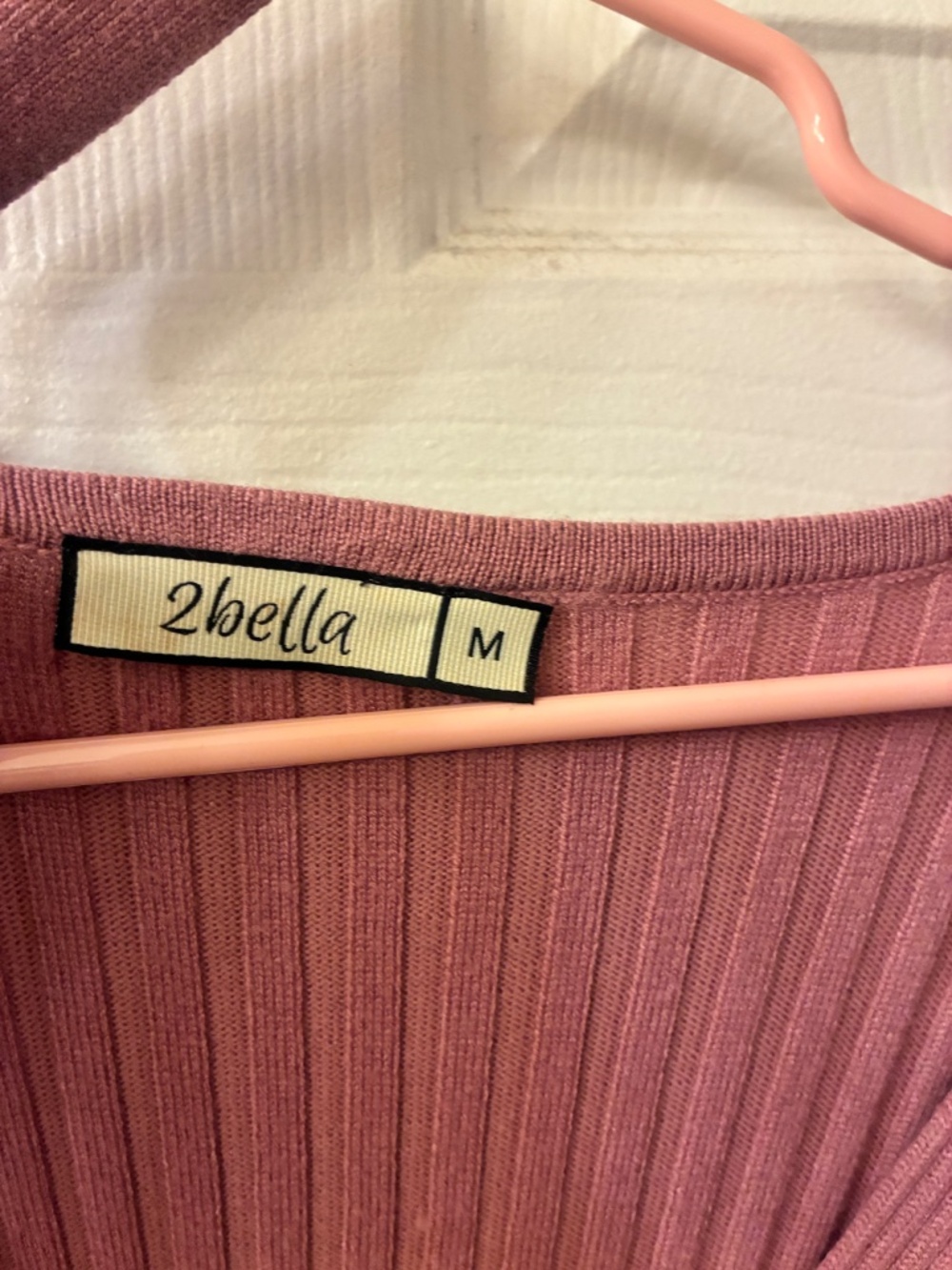 Pink sweater dress - Picture 2 of 2